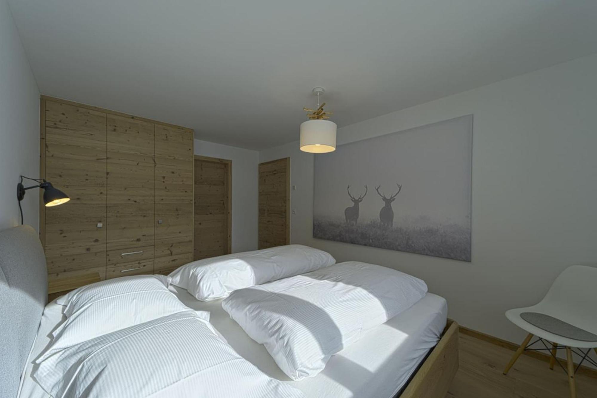 Ferienwohnung Chesa Muntanella - Samedan Exterior foto